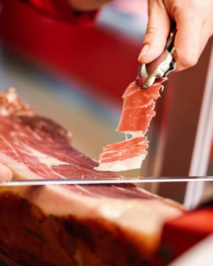 Embutidos Artesanales Ibéricos de Calidad de Alhcorte en Alhaurín